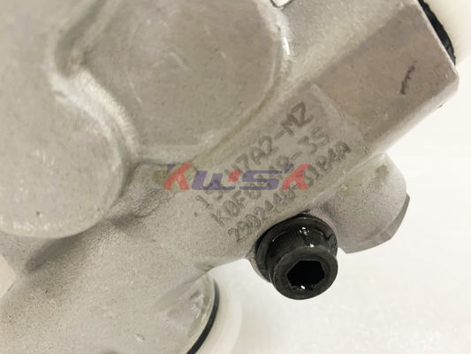 Pompa a ingranaggi di SH350-5 Sumitomo 2902440-3184A  Hydraulic Pump K3v180