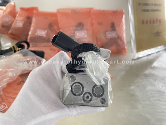 Valvola a sfera principale idraulica di Hydraulic Solenoid Valve dell'escavatore di PC200-7 PC200-8