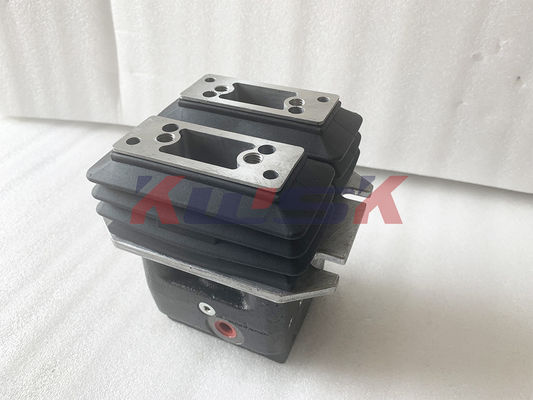 Escavatore Pedal Control Valve delle parti di Joystick Handle Kobelco Sk200-8 dell'escavatore YN30V00105F2